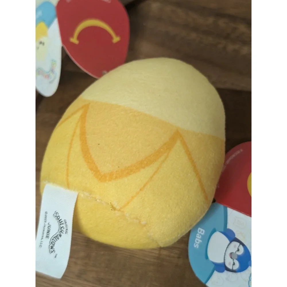 McDonald's Squishmallows Happy Meal Toy Babs The Bluejay And Junie The Banana‎